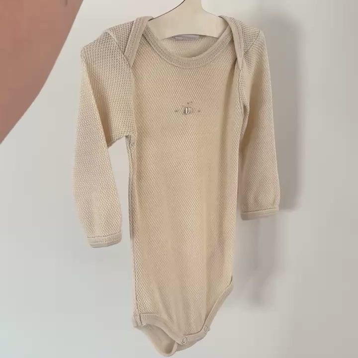 Dimples merino bodysuit  | Vili Bear Auckland NZ